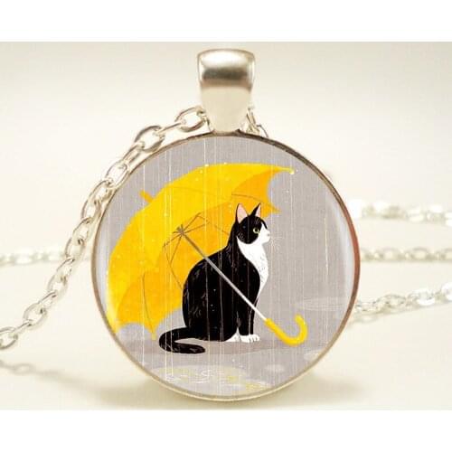 Fashion In The Rain Cat Pictures Pendant Necklace Art Glass Cabochon Picture Animal Chain Necklace Women Lover Gif