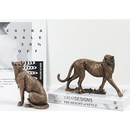 Original manufacturer European retro leopard crafts decoration leopard living room porch office cabinet decoration