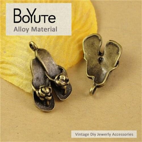 BoYuTe (40 Pieces/Lot) 24*15MM Zinc Alloy Materials Antique Bronze Plated Slipper Pendant Diy Jewelry Accessories
