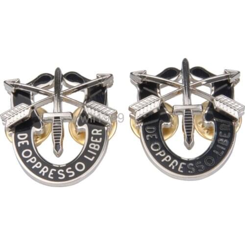 US Special Forces SF Hat Pin Motto Metal Badge DE Oppresso Libe - US014