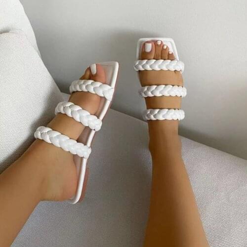 Womens Slippers 2021 Weaving Ladies New Summer Flat Slides Outdoor Casual Slippers PU Material Female Beach Shoe Woman Sandals