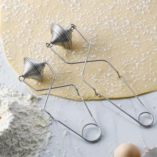 60%HOTFlour Sifter Fine Mesh Eco-friendly Stainless Steel Baker Dusting Wand Sugar Shaker for Home