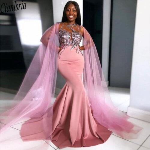 2021 Mermaid Prom Dresses Sequined Sheer Jewel Neck Evening Gowns Sweep Train Satin Black Girl Formal Dress
