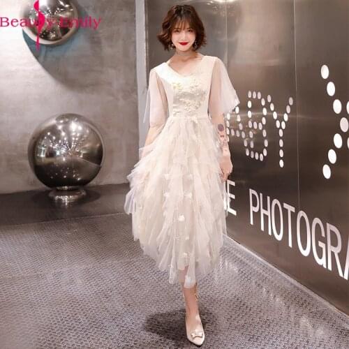 New Fashion 2020 Half Sleeve A Line Evening Dress with Appliques Sexy Double V Neck Champagne Tulle Evening Gown Robe De Soiree