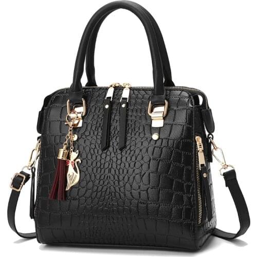 2020 summer hanbags new fashion trend crocodile decorative womens tassel shoulder messenger bags Female alligator handbag