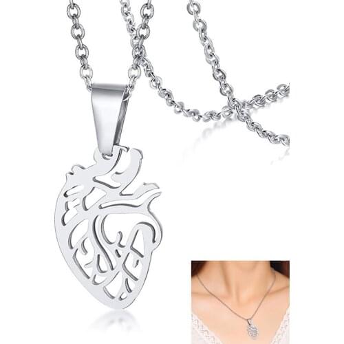 2019 Creative Heart Pendant Necklace Stainless Steel Hollow Pendant Womens chains necklaces Jewelry