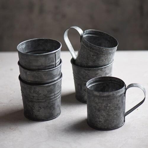 Vintage Iron Mini Flower Bucket Cup Retro Metal Small Cup with Handle Plant Vase Food Photography Props Home Decor Tools