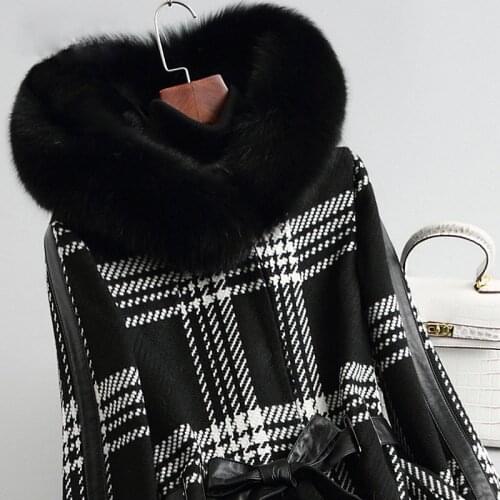 Winter Jacket Women Real Fur Liner Fox Fur Collar Hooded Real Wool Coat Female Thick Warm Woolen Coat HQ18-MXS007C YY365