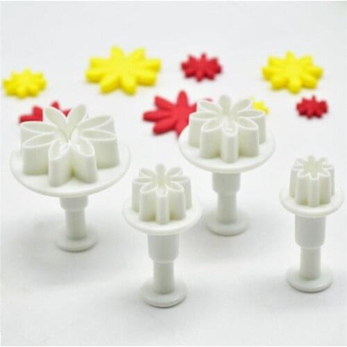 4Pcs/lot Daisy Flower Cake Plunger Fondant Cookie Cutter Mold Plum Cake Decorating Tools Sugarcraft Biscuit Stamping Mold