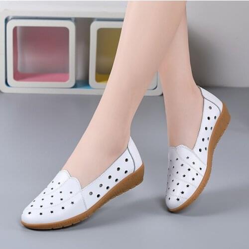 2020 New Fashion Genuine Leather Womens Shoes Large Size Wild Flat Womens Shoes Lazy Casual White Shoes