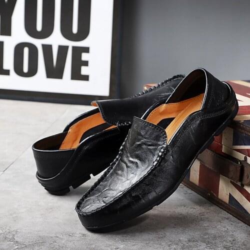 Mens Loafers Designer Men Casual 2021 Luxury Casual Men Fashion Sneakers