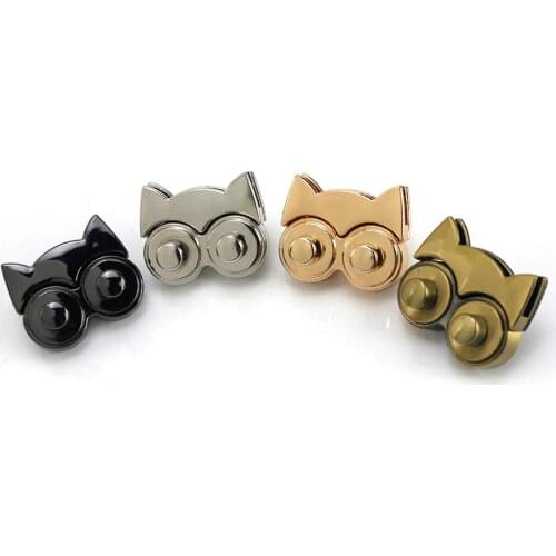 1pcs Metal Owl Shape Push Lock Bag Briefcase Spring Lock Snap Decorative Clasps Closure Leather Craft DIY Hardware Accessory