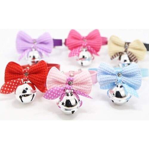 Brand New Arrival Fashion Pu Leather Small Dog Cat Collar Knit Butterfly Knot Dogs Collars Pet Necklace with Big Bells S/M