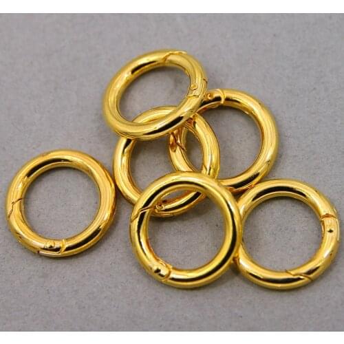 2pcs Lot High Quality Key Chains Ring Luxury Car Keychain Accessories Round Split Cute Men Diy Purse Bulk Making Supplies