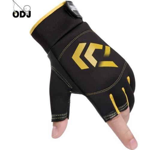 High-quality Outdoor Fishing Gloves Spring and Autumn Windproof, Waterproof Three-Finger Gloves men and Women half-Finger Gloves