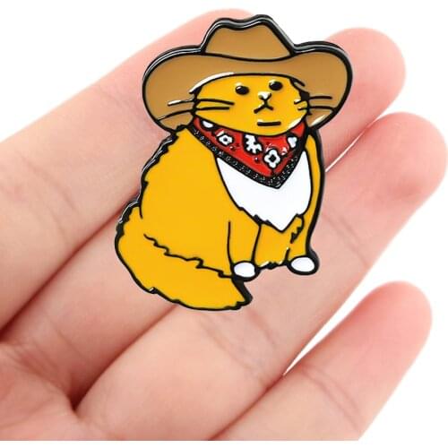 DZ1974 Cute Cat Enamel Pin Brooches Bag Lapel Pin Cartoon Holiday Badge Backpack Decoration Jewelry Gift Accessories