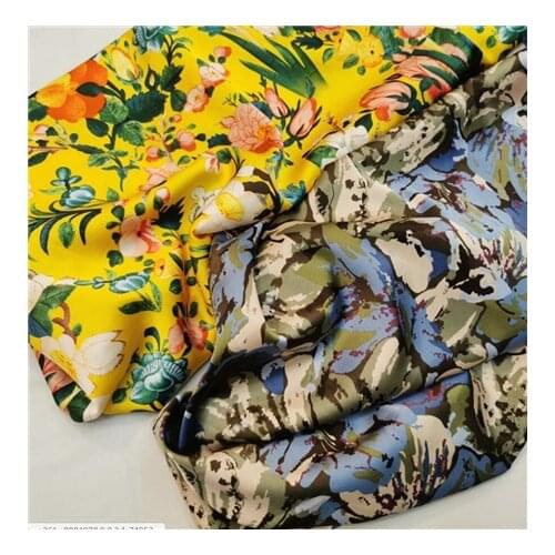Color printing imitation acetic acid satin with good luster, soft and comfortable vertical printed fabric