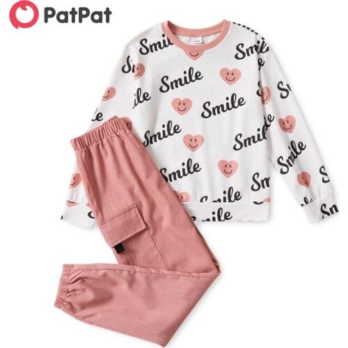 PatPat 2-piece Kid Girl Letter Heart Print Long-sleeve T-shirt and Pink Cargo Pants with Pocket Casual Set