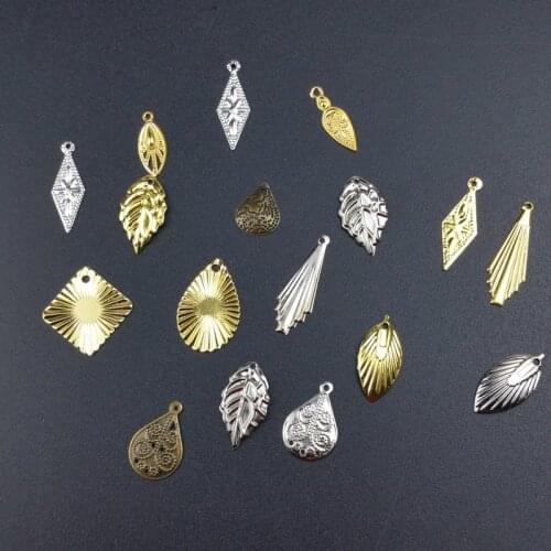 50Pcs / lot Metal Crafts DIY jewelry Findings charm pendants drops Ear Hand chain Necklace accessories