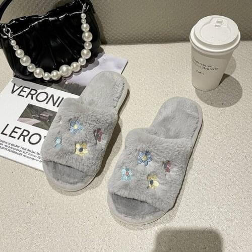 2021 New Slippers Autumn and Winter Cute Flowers and Furry Womens Thick-soled Home Cotton Shoes for Autumn and Winter Hot Sell