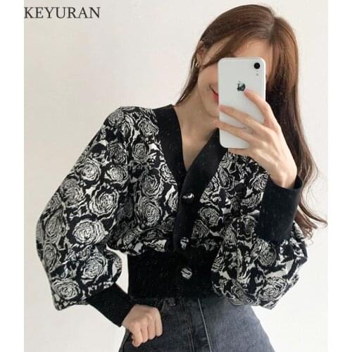 Women Sweaters Korean Vintage Contrast Color Rose Jacquard Knit V-neck Single-Breasted Lantern Sleeve Short Knit Cardigans Coat