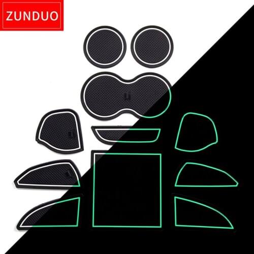 ZUNDUO Anti-Slip Gate Slot Mat For Dodge CHALLENGER 2015 ~ 2019 Accessories Rubber Coaster Cup Holders Non-slip mats Car sticker