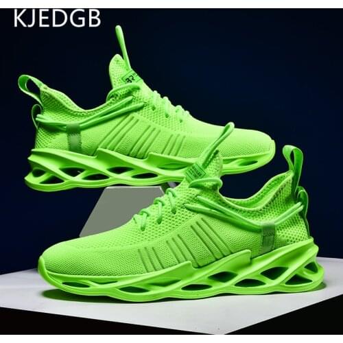 2020 Hot New Light Mens Sneakers Mesh Breathable Mens Shoes Casual Tenis Masculino Adulto Fashion Trend Male Walking Shoes