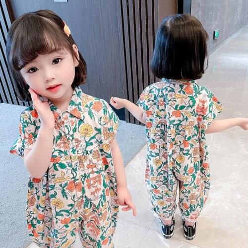 Baby boys clothes jumpsuits clothes summer floral girls work clothes jumpsuits casual Japanese and Korean girls tights