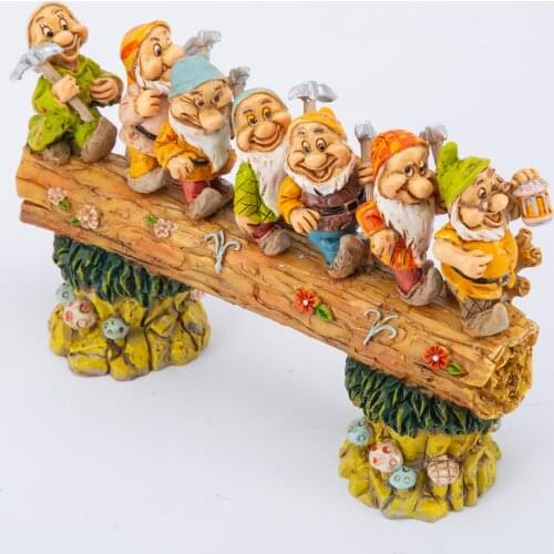 Garden Gnome Ornament Seven Dwarf Trees Gnome Decorate the Garden For Indoor Outdoor Home Garden Mini Resin Statue Dropshipping