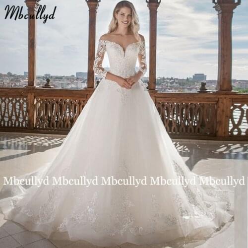 Mbcullyd Luxury Court Train A Line Wedding Dresses 3/4 Sleeve Buttons Lace Applique Princess Bridal Dress abito da sposa