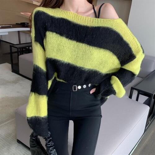 Lazy wind off shoulder contrast stripe sweater womens autumn 2021 new loose and fashionable versatile long sleeve Knitted Top