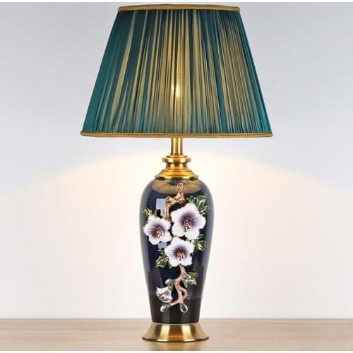 European-style luxury ceramic table lamp, bedroom study bedside lamp decoration night light