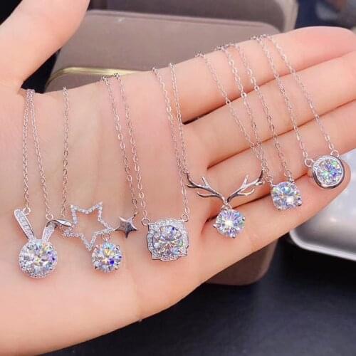 Huitan New Trendy Womens Pendant Necklace with Cubic Zirconia Stone Fashion Wedding Accessories Silver Color Neck Chain Jewelry