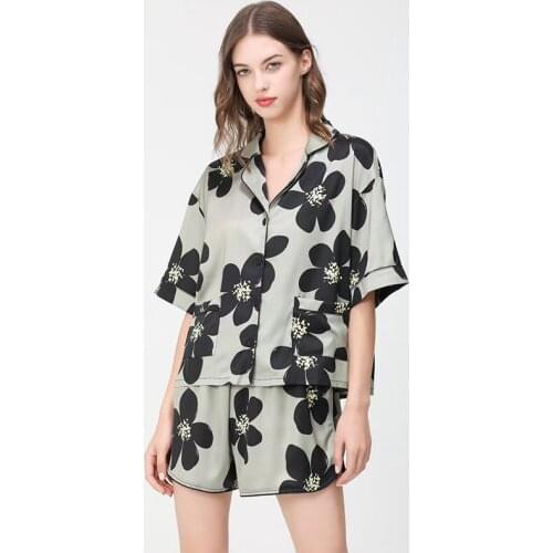 Summer Short Sleeve Ice Silk Pajamas Womens Shorts Two Piece Fashion Suit Smooth Satin Sleepwear Lapel Floral Print Loungewear