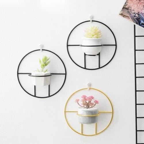Simple Nordic Metal Ceramic Flower Plant Pot Holder Elegant Decorative Fine Workmanship Wall Mounted Flower Pot for Home
