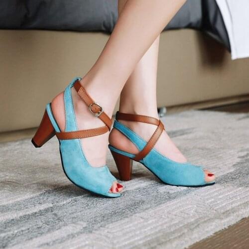 Big Size 34-48 Shoes Belt Woman Platform Dress Thick Heels Shoes Woman Sandals High Heels Casual Shoes Leopard Print Pumps