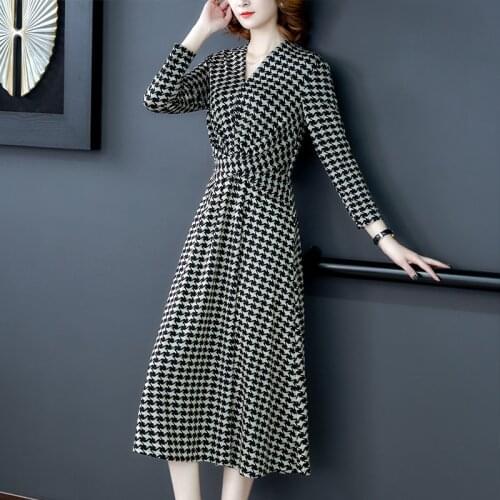 Autumn Vintage Knitting Cotton Midi Dress 2021 Winter Casual Houndstooth 5XL Plus Size Dress Women Elegant Bodycon Party Vestido