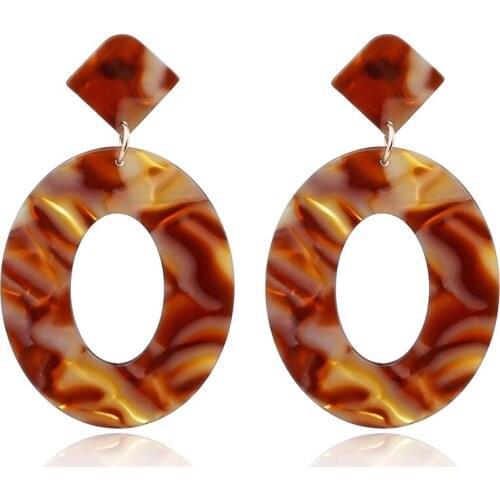 European and American fashion fashion acrylic plate earrings noble show thin woman