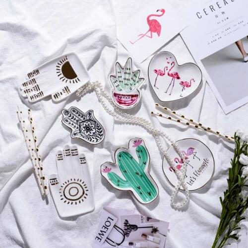 New Cartoon Dessert Plate Irregular Heart-shaped Plate Creative Cute Gold Small Dish Jewelry Plate Desktop Tide Goods