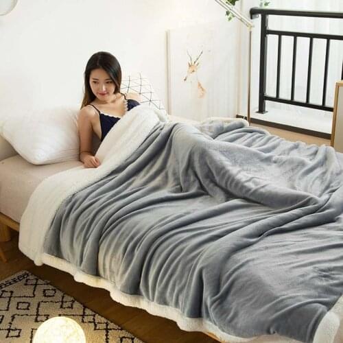 Double-Layer Blanket Coral Fleece and Artificial Wool Patchwork Nap Throw Blanket Thickened Bedspread Bedding Coverlet Manta