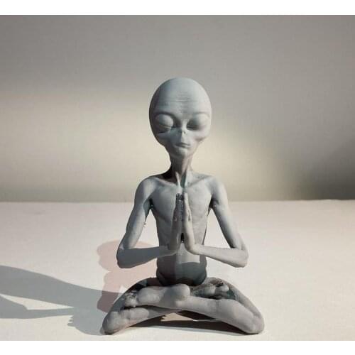 UFO Extraterrestrial Alien Sculpture Ornament Figurine Statue Tabletop Decor