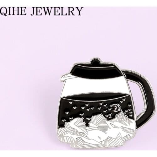 Kettle Mountain Starry sky Pot Enamel pin Brooch Alloy Lapel Pins Backpack Hat Badge Jewelry Gift for Women Men