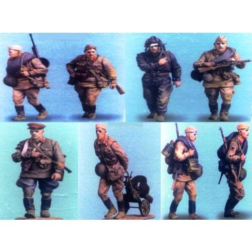 Resin Classic Eight of the Soviet Armys Victory Return in World War II 1:35