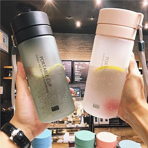 2019 FASHION bpa-free Plastic sports kettle Large Capacity 600ml portable tea infuser travel cup student water bottles with rope