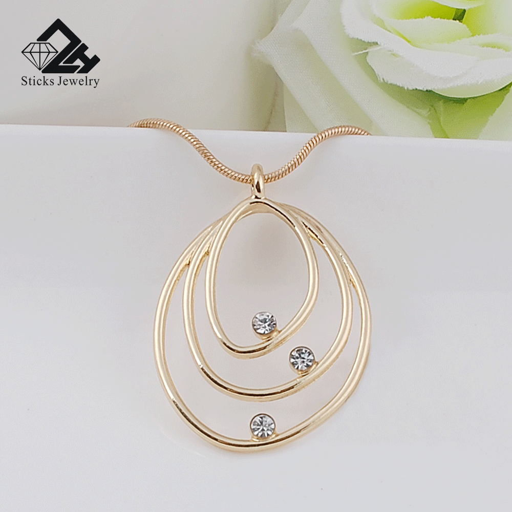 Alloy pendant necklace