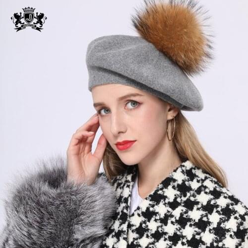 Winter Hat Girl Beret Raccoon Fur Pompoms Hat Women Solid Color Elegant Ladies Winter Hat Female Warm Walking Beanies Cap