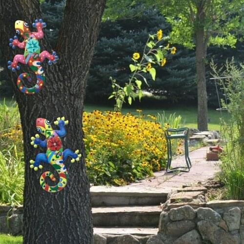 2Pcs Metal Gecko Wall Decor Gecko Art Craft Sculptures Lizard For Outdoor Backyard Porch Lawn Fence Garden Decoration