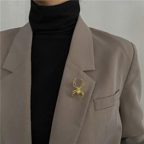 Fashion Unisex Fun Spider Brooches for Women Men Western Accessories Cool Gold Color Brooch Decorative Corsage Jewelry Wholesale