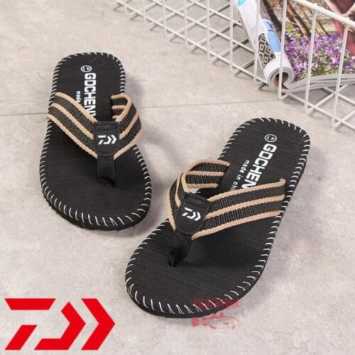 Daiwa Fishing Non-slip Flip Flops Summer Mens New Style EVA Material Soft Shoes Casual Outdoor Beach Mens Slippers Size 40- 44