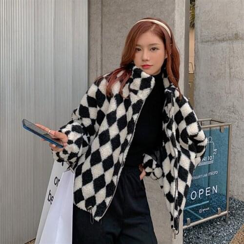 Yipn. igacoyou Fur Coats